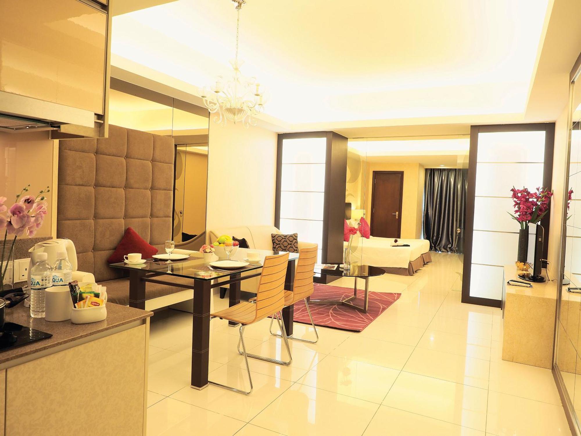 Aparthotel Damas & Residences
