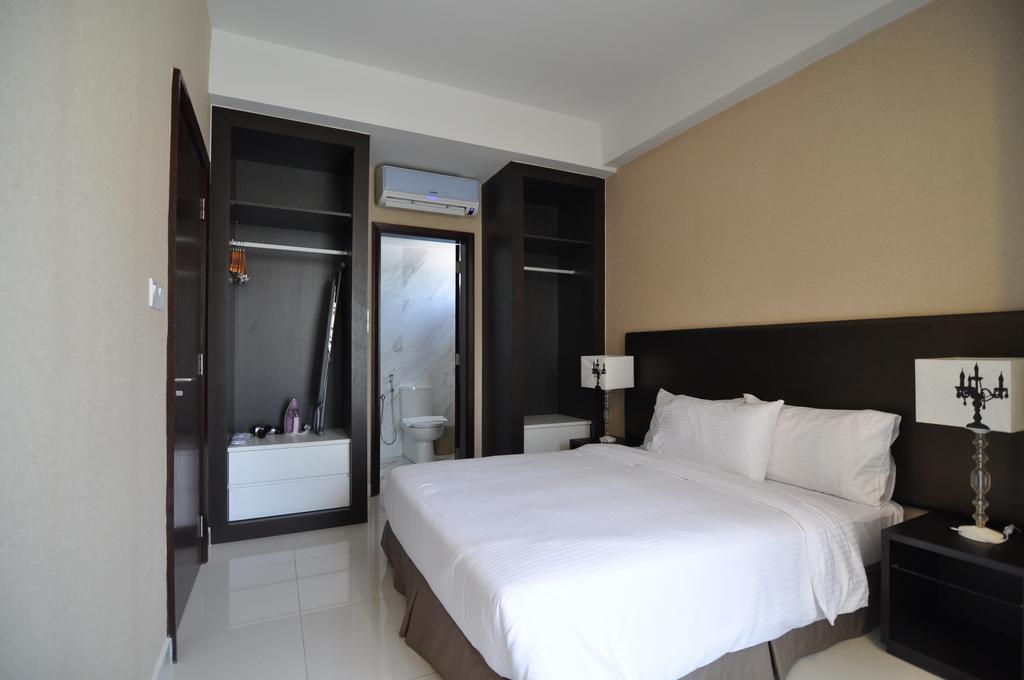 Damas & Residences